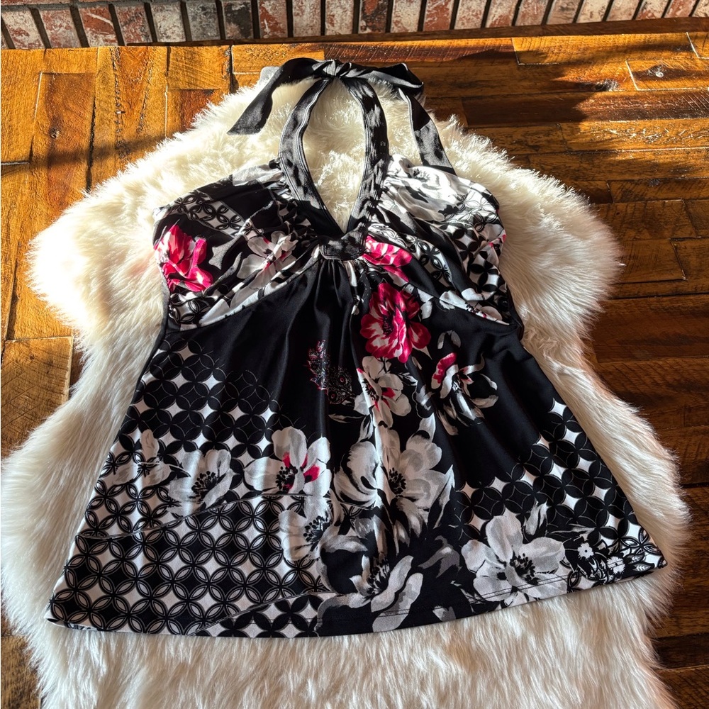 Elegant Floral Halter Camisole in Black and Pink
